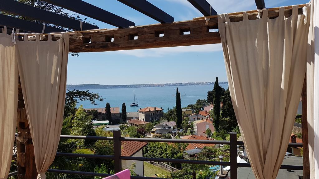 Studio-Apartments Monfort Portoroz Exterior photo